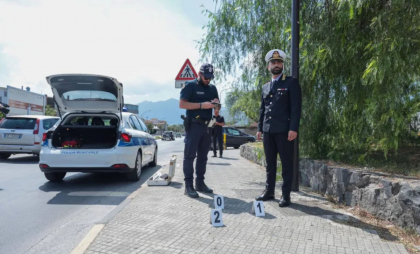 Un bărbat a fost ucis după ce a deschis focul în faţa Ambasadei Israelului din Amman