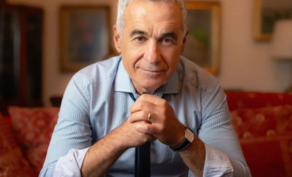 Candidatul de extremă-dreapta, pro- Rusia, preia conducerea în alegerile prezidențiale din România Candidatul de extremă-dreapta, pro- Rusia, preia conducerea în alegerile prezidențiale din România