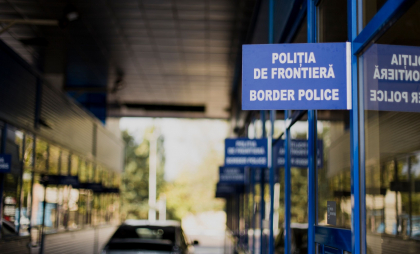 Poliția de Frontieră va înființa o unitate care va colecta, stoca și procesa datele pasagerilor aeronavelor. MAI: „Va contribui la prevenirea și combaterea infracțiunilor grave”
Poliția de Frontieră va înființa o unitate care va colecta, stoca și procesa datele pasagerilor aeronavelor. MAI: „Va contribui la prevenirea și combaterea infracțiunilor grave”