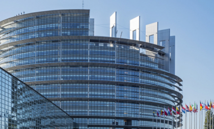 Parlamentul European cere mai mult sprijin militar pentru Ucraina. Ce îngrijorează executivul comunitar