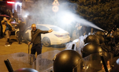 Maia Sandu condamnă actele de violență împotriva protestatarilor pașnici din Georgia: „Viitorul ei este în Europa și nimeni nu le poate lua acest lucru” Maia Sandu condamnă actele de violență împotriva protestatarilor pașnici din Georgia: „Viitorul ei este în Europa și nimeni nu le poate lua acest lucru”