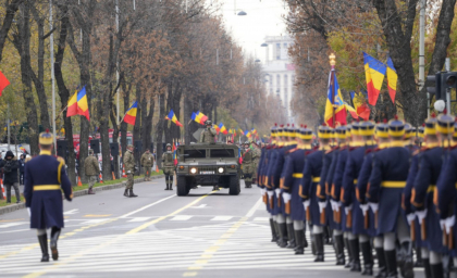 Parada militară din București: Ce militari, aeronave și tehnică militară participă la defilarea pe sub Arcul de Triumf de Ziua Națională a României - VIDEO Parada militară din București: Ce militari, aeronave și tehnică militară participă la defilarea pe sub Arcul de Triumf de Ziua Națională a României - VIDEO