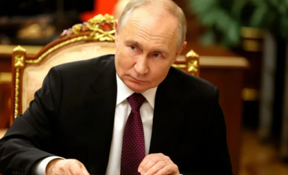 Vladimir Putin a promulgat bugetul Rusiei pentru următorii trei ani. Cheltuielile „pentru apărare” cresc și mai mult Vladimir Putin a promulgat bugetul Rusiei pentru următorii trei ani. Cheltuielile „pentru apărare” cresc și mai mult