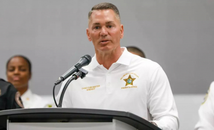 Donald Trump îl numește pe șeriful din Florida la șefia agenției antidrog din SUA Donald Trump îl numește pe șeriful din Florida la șefia agenției antidrog din SUA