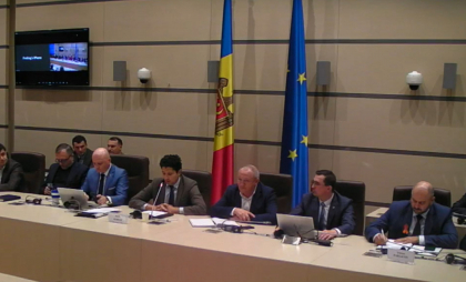 Directorul Moldovagaz, în cadrul audierilor publice pe subiectul majorării tarifului la gazele naturale: „La moment avem achiziționate circa 563 milioane metri cubi de gaz, avem acoperite doar lunile decembrie și ianuarie”. Ce spune ministrul Energiei - VIDEO