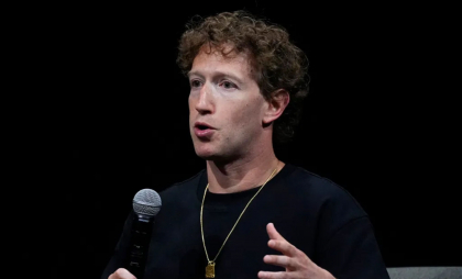 Mark Zuckerberg țintește la un „rol activ” în administrația lui Donald Trump, care l-a numit „pupincurist”