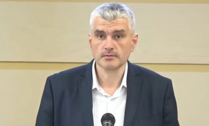 Alexandr Slusari critică deciziile lui Dorin Recean: „În loc să demisioneze personal, a găsit țapi ispășitori” Alexandr Slusari critică deciziile lui Dorin Recean: „În loc să demisioneze personal, a găsit țapi ispășitori”