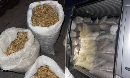 A încercat să intre în țară cu peste două tone de marfă, fără a avea acte de proviniență pentru aceasta. Ce au descoperit vameșii în portbagajul unui străin