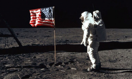 Statele Unite amână din nou revenirea astronauţilor americani pe Lună, de această dată pentru 2027 Statele Unite amână din nou revenirea astronauţilor americani pe Lună, de această dată pentru 2027