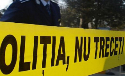 Caz tragic la Ocnița. Un bărbat a decedat, după ce a căzut de pe remorca unui tractor. Poliția vine cu detalii
Caz tragic la Ocnița. Un bărbat a decedat, după ce a căzut de pe remorca unui tractor. Poliția vine cu detalii