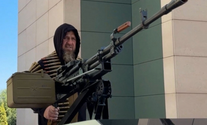 Kadîrov acuză din nou Ucraina, după ce o dronă a lovit o cazarmă din capitala Ceceniei: „Vom doborî 400 de soldați ucraineni” Kadîrov acuză din nou Ucraina, după ce o dronă a lovit o cazarmă din capitala Ceceniei: „Vom doborî 400 de soldați ucraineni”
