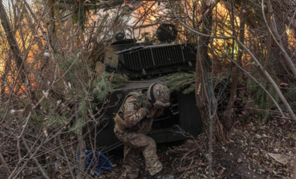 Un atac la fiecare 5 minute și 3.000 de atacuri cu drone kamikaze pe zi: presiune fără precedent pusă de ruși asupra armatei ucrainene Un atac la fiecare 5 minute și 3.000 de atacuri cu drone kamikaze pe zi: presiune fără precedent pusă de ruși asupra armatei ucrainene