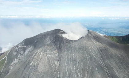 O nouă erupție a vulcanului Kanlaon, anunțată de experți. Autoritățile din Filipine vor să evacueze 84.000 de oameni