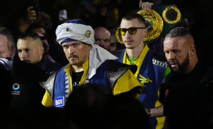 Oleksandr Usyk, campion absolut la categoria grea. Victorie în fața lui Tyson Fury, la Riyadh Oleksandr Usyk, campion absolut la categoria grea. Victorie în fața lui Tyson Fury, la Riyadh