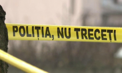 Caz șocant la Căușeni. Un copil nou-născut - găsit fără suflare într-o canalizare. Ce spune poliția