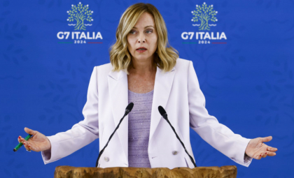 Pariul riscant pe care Giorgia Meloni l-a pierdut. Cum a încercat Italia să se apropie de regimul lui Bashar al-Assad Pariul riscant pe care Giorgia Meloni l-a pierdut. Cum a încercat Italia să se apropie de regimul lui Bashar al-Assad