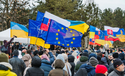 Proteste în Slovacia, după ce premierul Fico l-a vizitat pe Vladimir Putin: „Miroase a trădare” - FOTO