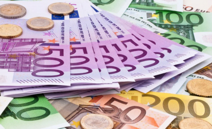 Curs valutar BNM pentru 24 decembrie. Cât costă astăzi un euro și un dolar - FOTO Curs valutar BNM pentru 24 decembrie. Cât costă astăzi un euro și un dolar - FOTO
