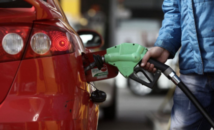 ANRE anunță noi prețuri la carburanți. Cât vor achita șoferii pentru benzină și motorină - FOTO