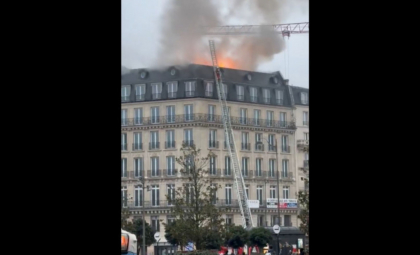 Incendiu violent în apropiere de gara Saint-Lazare din Paris. Turnul Eiffel, evacuat în urma unui alt incendiu - VIDEO
Incendiu violent în apropiere de gara Saint-Lazare din Paris. Turnul Eiffel, evacuat în urma unui alt incendiu - VIDEO