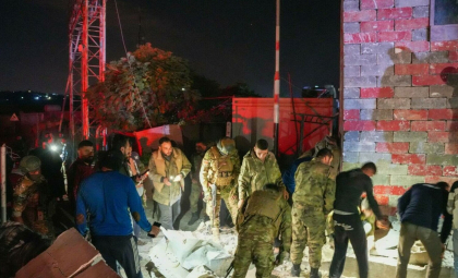 17 morţi într-o ambuscadă în Siria. Printre persoanele ucise se numără 14 „membri ai Ministerului de Interne” - VIDEO 17 morţi într-o ambuscadă în Siria. Printre persoanele ucise se numără 14 „membri ai Ministerului de Interne” - VIDEO