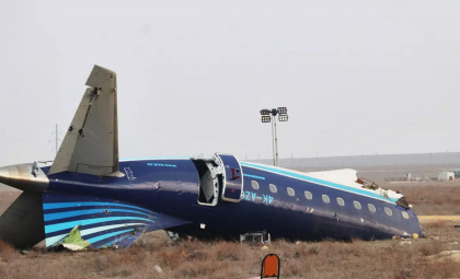 UE cere o investigație independentă cu privire la prăbușirea avionului din Kazahstan: „Îndemn la o anchetă internațională rapidă”
UE cere o investigație independentă cu privire la prăbușirea avionului din Kazahstan: „Îndemn la o anchetă internațională rapidă”