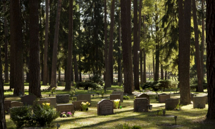 Suedia caută spații suplimentare în cimitire pentru a fi pregătite în caz de război Suedia caută spații suplimentare în cimitire pentru a fi pregătite în caz de război