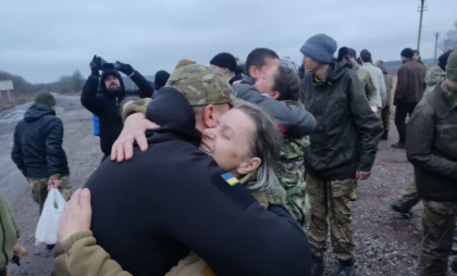 Rusia şi Ucraina au făcut un nou schimb de prizonieri, mediat de Emiratele Arabe Unite. 300 de persoane au fost eliberate în total
Rusia şi Ucraina au făcut un nou schimb de prizonieri, mediat de Emiratele Arabe Unite. 300 de persoane au fost eliberate în total