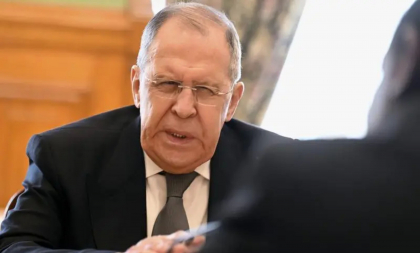 Lavrov se opune planului lui Trump privind trimiterea unor forțe de menținere a păcii în Ucraina: „Cu siguranţă nu suntem mulţumiţi” Lavrov se opune planului lui Trump privind trimiterea unor forțe de menținere a păcii în Ucraina: „Cu siguranţă nu suntem mulţumiţi”