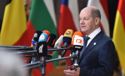 Olaf Scholz, replică pentru Elon Musk în mesajul de Anul Nou: Alegerile din Germania „nu vor fi decise de proprietarii de reţele sociale” Olaf Scholz, replică pentru Elon Musk în mesajul de Anul Nou: Alegerile din Germania „nu vor fi decise de proprietarii de reţele sociale”
