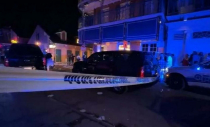 Atac în masă de Revelion. Un șofer a intrat cu mașina în mulțime și a deschis focul. Sunt cel puțin 10 morți, în New Orleans - VIDEO Atac în masă de Revelion. Un șofer a intrat cu mașina în mulțime și a deschis focul. Sunt cel puțin 10 morți, în New Orleans - VIDEO