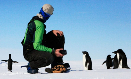Zăpadă neagră, emisii și gripă aviară: croazierele în Antarctica fac mai mult rău decât ajută
