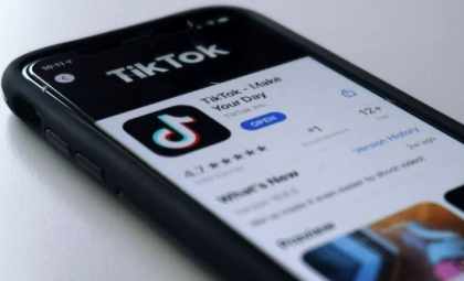 Departamentul de Justiţie al SUA solicită Curţii Supreme să respingă cererea lui Trump privind amânarea interdicţiei TikTok