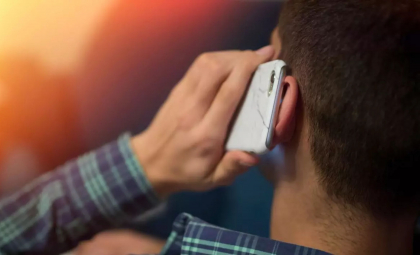 Mark Zuckerberg anunță sfârșitul telefoanelor mobile. Cu ce crede că vor fi înlocuite Mark Zuckerberg anunță sfârșitul telefoanelor mobile. Cu ce crede că vor fi înlocuite