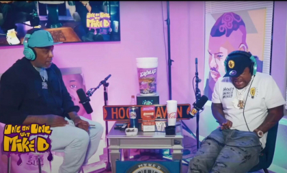 Momentul în care un rapper este la un pas de a se împușca accidental în direct cu o armă pe care o avea în buzunar Momentul în care un rapper este la un pas de a se împușca accidental în direct cu o armă pe care o avea în buzunar