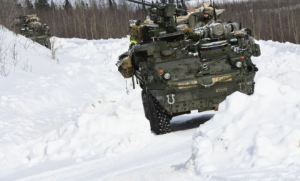 Imagini dramatice în timpul noii ofensive din Kursk: Echipajul unui blindat Stryker a transformat vehiculul propriu-zis într-o armă - VIDEO
Imagini dramatice în timpul noii ofensive din Kursk: Echipajul unui blindat Stryker a transformat vehiculul propriu-zis într-o armă - VIDEO