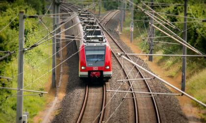 Tragedie în Spania: O moldoveancă a murit, după ce a fost lovită de tren, în timp ce traversa calea ferată