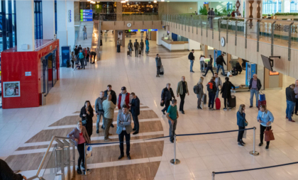 S-au pornit să zboare spre casă cu țigări ascunse prin bagaje. Doi străini, documentați de vameșii de la Aeroportul Internațional Chișinău - FOTO
S-au pornit să zboare spre casă cu țigări ascunse prin bagaje. Doi străini, documentați de vameșii de la Aeroportul Internațional Chișinău - FOTO