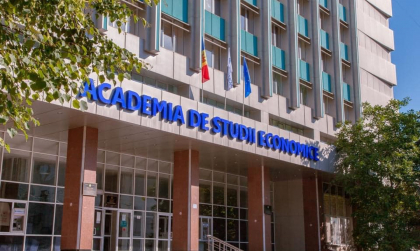 Mai mulți studenți de la ASEM trec la studii online, în contextul crizei energetice. Anunțul făcut de instituție / DOC Mai mulți studenți de la ASEM trec la studii online, în contextul crizei energetice. Anunțul făcut de instituție / DOC