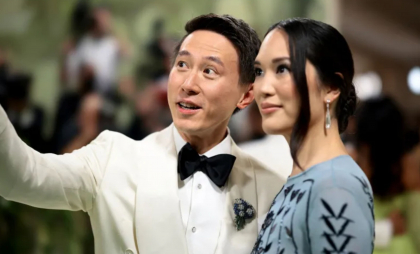 CEO-ul TikTok a fost invitat la învestirea lui Trump și va fi așezat pe rândul din față, alături de Elon Musk și Mark Zuckerberg CEO-ul TikTok a fost invitat la învestirea lui Trump și va fi așezat pe rândul din față, alături de Elon Musk și Mark Zuckerberg