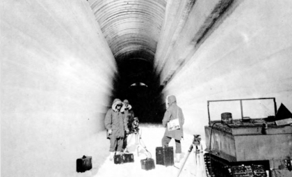 Politico: O bombă radioactivă cu ceas îl așteaptă pe Trump sub gheața Groenlandei
