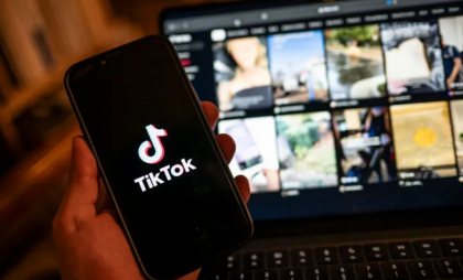 TikTok reîncepe să funcționeze în SUA. Compania chineză îi mulțumește lui Donald Trump
 TikTok reîncepe să funcționeze în SUA. Compania chineză îi mulțumește lui Donald Trump