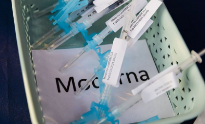 SUA acordă Moderna 590 de milioane de dolari pentru dezvoltarea unui vaccin împotriva gripei aviare