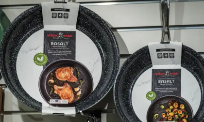 UE vrea să interzică „chimicalele eterne” folosite în mii de produse de larg consum UE vrea să interzică „chimicalele eterne” folosite în mii de produse de larg consum