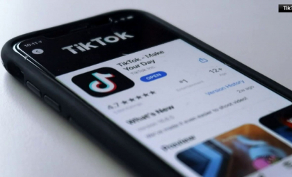Preşedintele Donald Trump amână cu 75 de zile aplicarea legii de interzicere a reţelei sociale TikTok Preşedintele Donald Trump amână cu 75 de zile aplicarea legii de interzicere a reţelei sociale TikTok