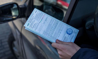 Vești bune pentru călători. Cartea Verde se ieftinește. Cât vor achita șoferii