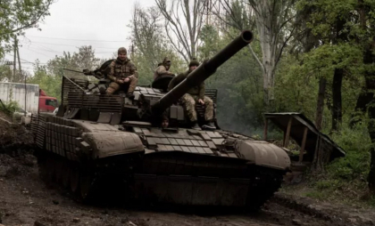 Rusia respinge ideea trimiterii unor trupe NATO de menţinere a păcii în Ucraina Rusia respinge ideea trimiterii unor trupe NATO de menţinere a păcii în Ucraina