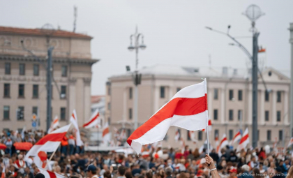 Parlamentul European a adoptat o rezoluție prin care solicită statelor membre ale Uniunii Europene să respingă viitoarele alegeri prezidențiale din Belarus Parlamentul European a adoptat o rezoluție prin care solicită statelor membre ale Uniunii Europene să respingă viitoarele alegeri prezidențiale din Belarus