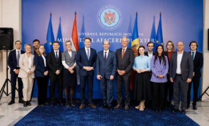 Consultări moldo-neerlandeze: MAE anunță că părțile au convenit asupra intensificării cooperării bilaterale pentru consolidarea rezilienței cibernetice în fața amenințărilor hibride
Consultări moldo-neerlandeze: MAE anunță că părțile au convenit asupra intensificării cooperării bilaterale pentru consolidarea rezilienței cibernetice în fața amenințărilor hibride