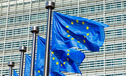 Trump: ”UE ne tratează foarte nedrept, foarte rău”. Uniunea Europeană: "Suntem pregătiţi să discutăm cu noua administraţie SUA” Trump: ”UE ne tratează foarte nedrept, foarte rău”. Uniunea Europeană: "Suntem pregătiţi să discutăm cu noua administraţie SUA”